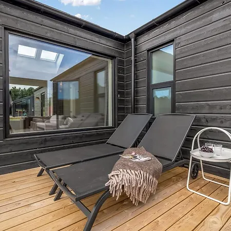 Tayara - 900m From The Sea By Interhome Glesborg